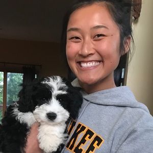 Meet your Posher, Chloe